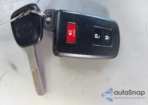 2017 Toyota Tacoma Trd Off Road z USA, uszkodzony, nr VIN 3TMDZ5BN3HM022175